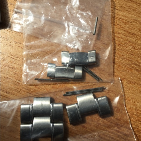 Movado classic slim profile unisex - Picture 6 of 11